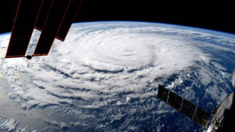 Tre kategori 4 orkaner på én gang er ny rekord